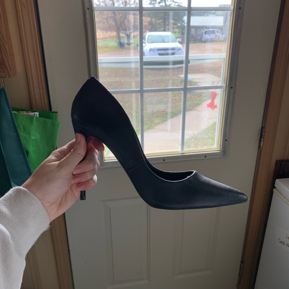 Steve Madden Closed Toe High Heel Shoes.